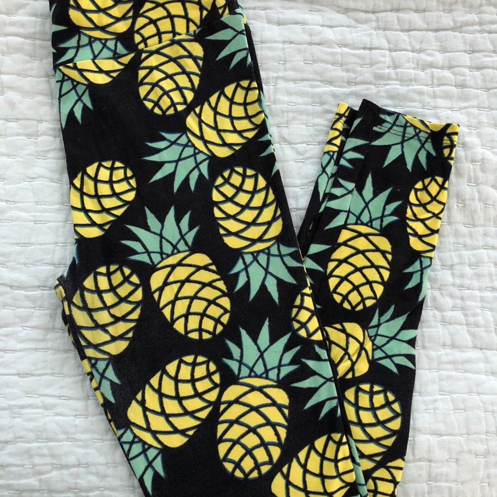 Lularoe OS Pineapple leggings *unicorn* used